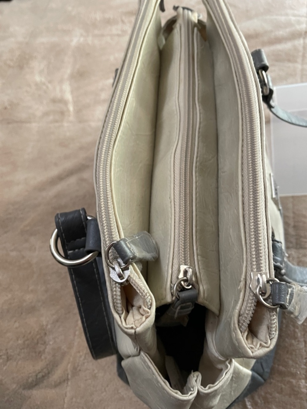 Stone & Co. Cream and Gray Structured Shoulder Tote - Picture 6 of 9